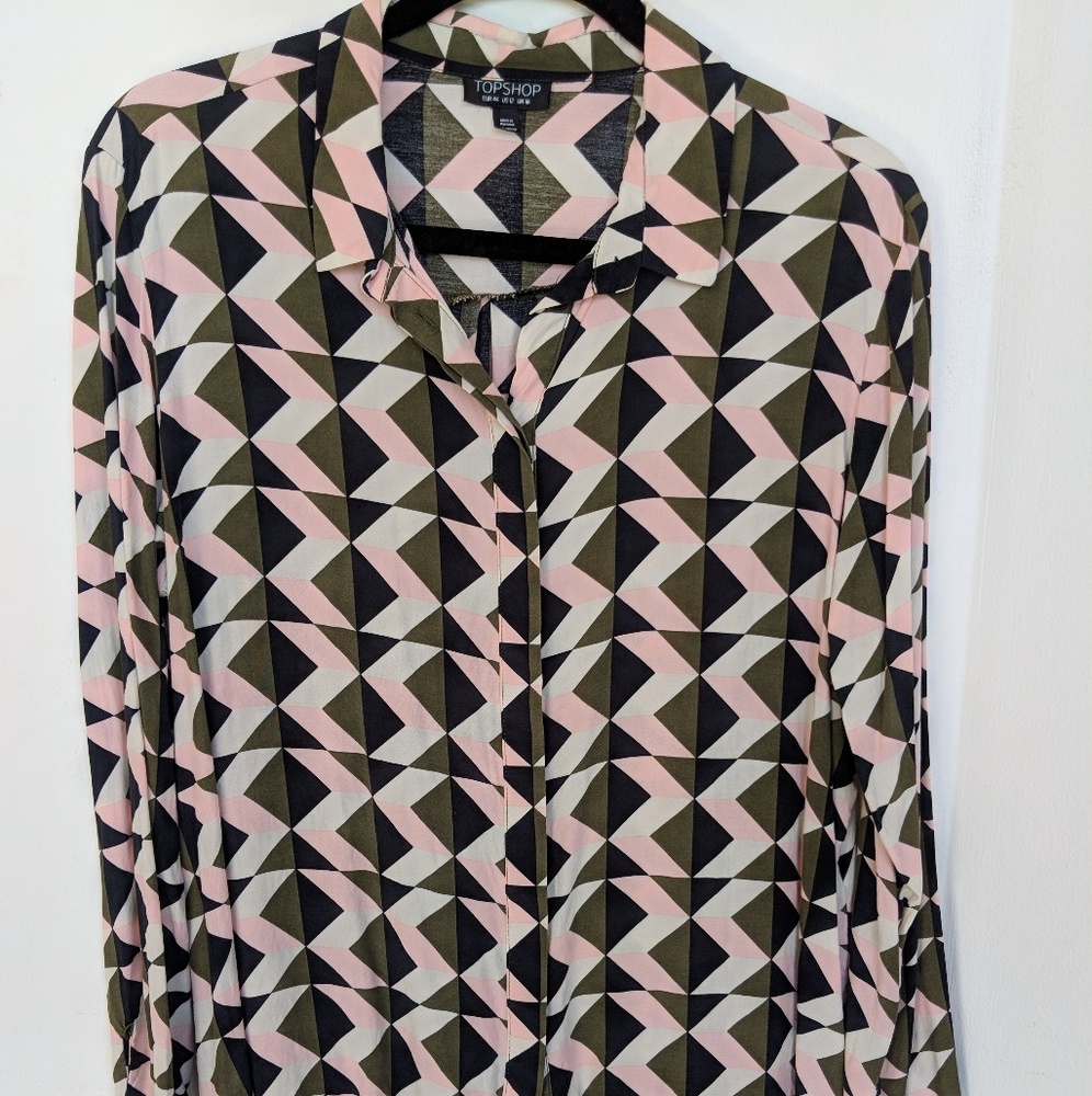 Topshop🍉cute geometric button down🍉GUC🍉sz 12